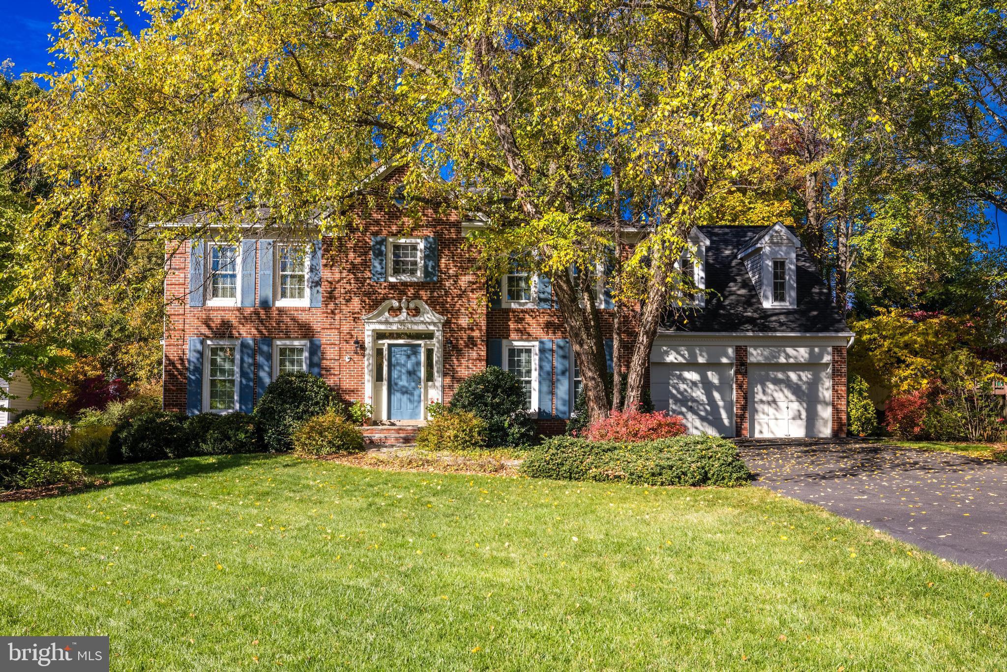 13221 Shady Ridge Lane Fairfax, VA 22033 - Photo 2 of 62 Fall View