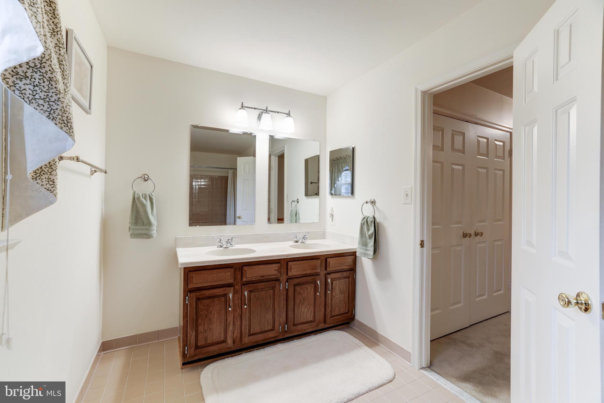 13221 Shady Ridge Lane Fairfax, VA 22033 - Photo 25 of 62 Shared Hall Bath w/ Dual Sinks