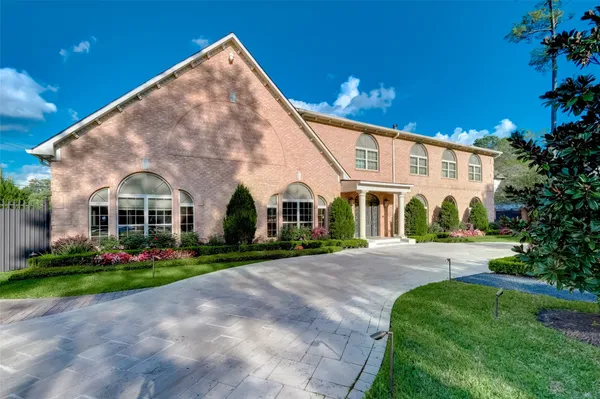 $15,470 | 12445 Memorial Drive, Houston, TX 77024