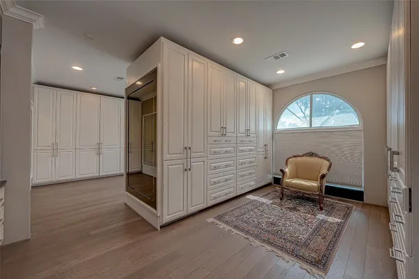$15,470 | 12445 Memorial Drive, Houston, TX 77024