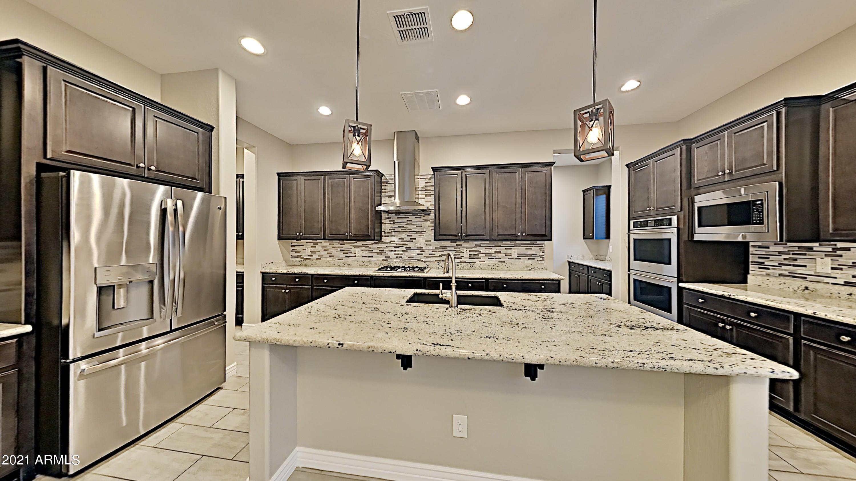 2619 East Stacey Road Gilbert, AZ 85298 - Photo 7 of 22 5_Image_sHGT8GaJyE