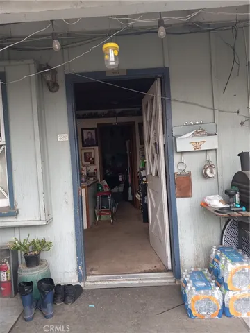 a view of a storage & utility room