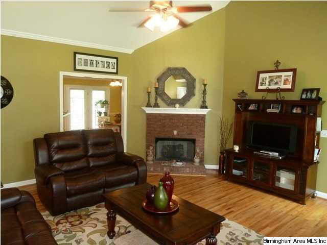 1618 Mountain Woods Lake Road Warrior, AL 35180 - Photo 19 of 32