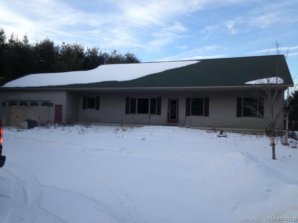 13140 West Albain Road Petersburg, MI 49270 - Photo 1 of 22 Front Exterior