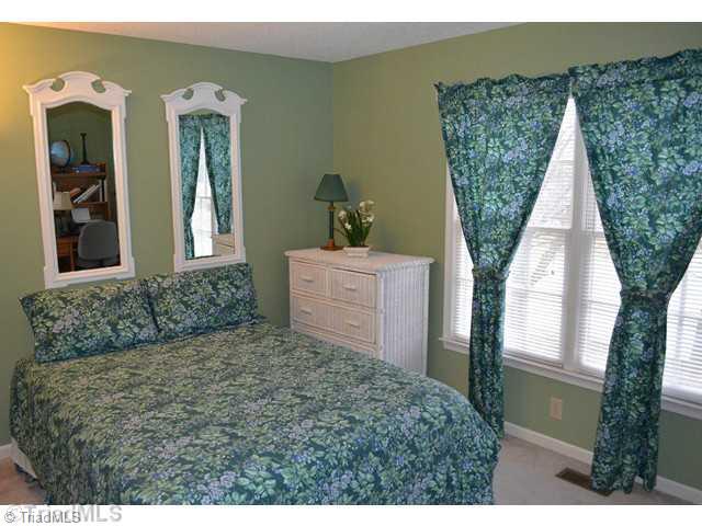 5907 High View Road Greensboro, NC 27410 - Photo 13 of 16 3rd Bedroom.