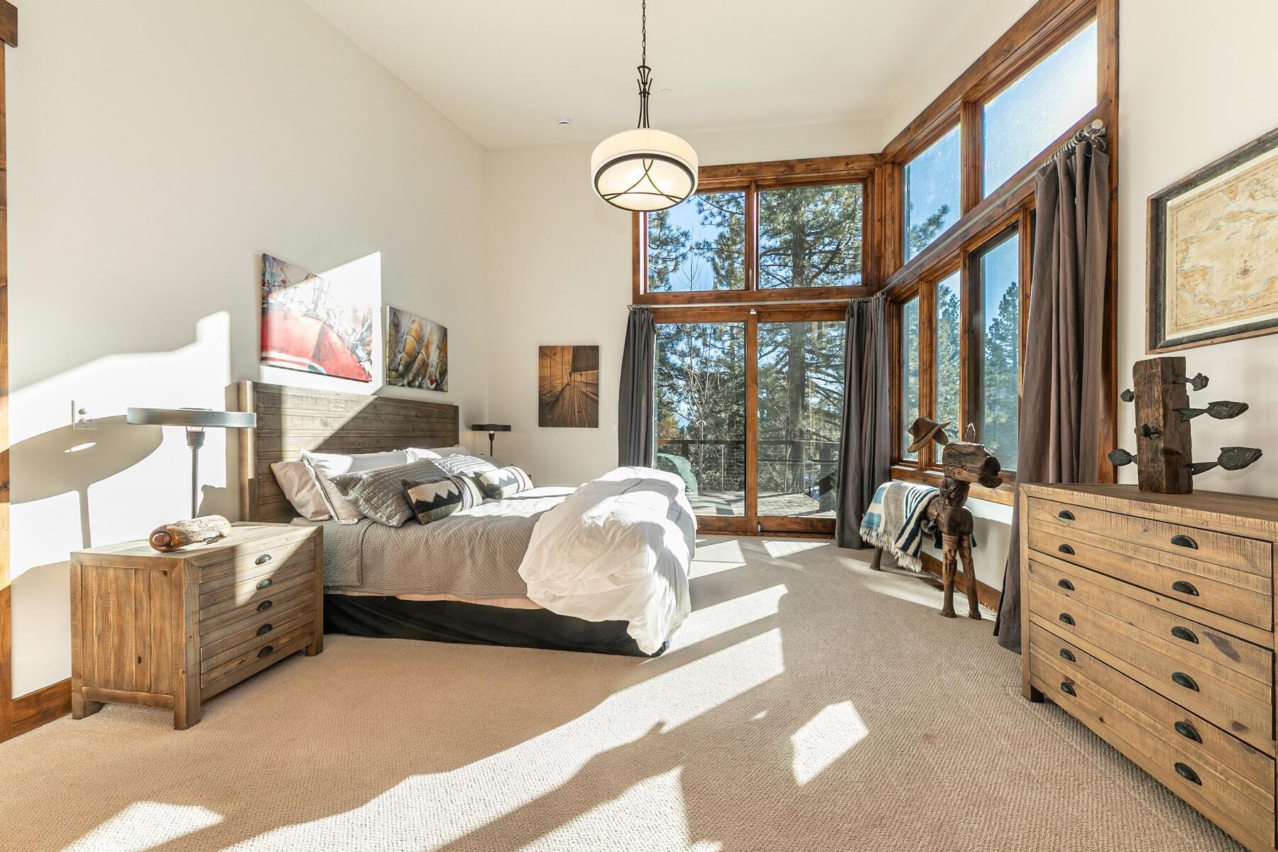 10789 Labelle Court Truckee, CA 96161 - Photo 3 of 28 a bed room with bed and a large window