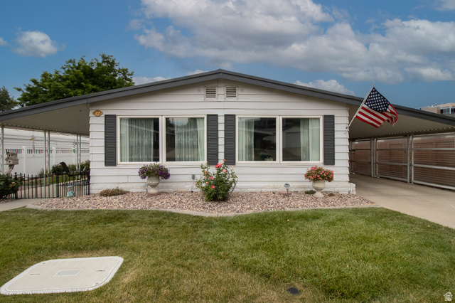 77 West Alta View Way Sandy, UT 84070 - Photo 2 of 43