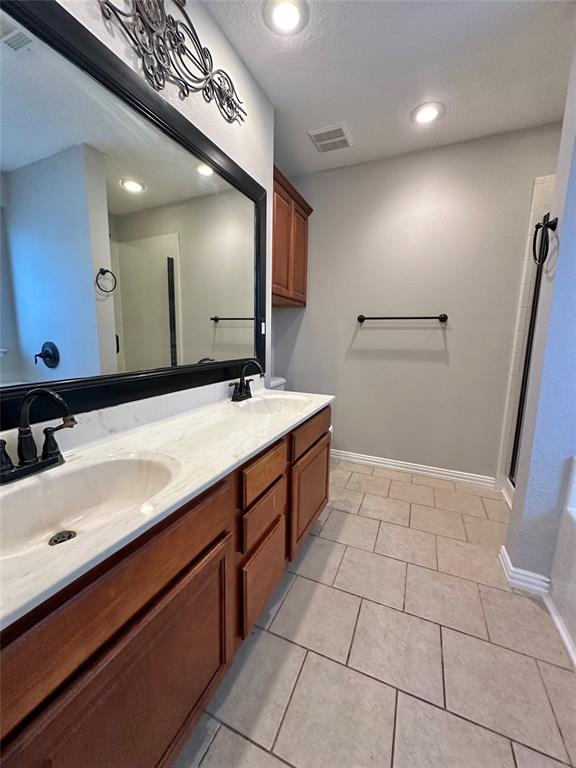 4905 Spur Ridge Court Fort Worth, TX 76244 - Photo 11 of 20