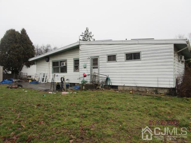 38 Kenlen Drive Edison, NJ 08817 - Photo 2 of 3 a view of a backyard of the house