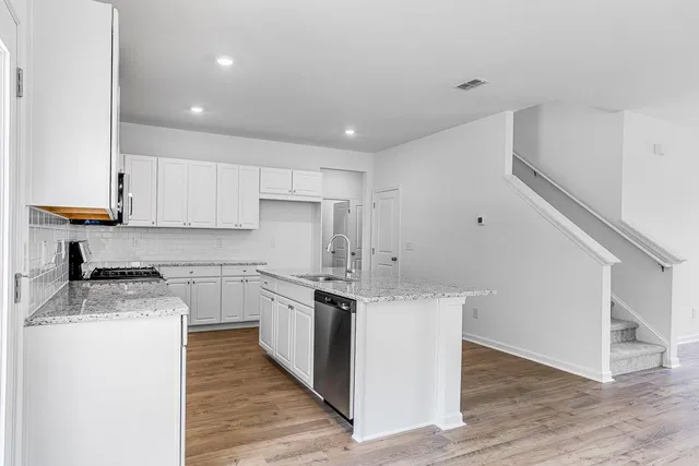 $357,990 | 213 Groveton Court, Euharlee, GA 30145