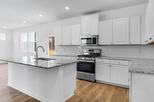 $357,990 | 213 Groveton Court, Euharlee, GA 30145