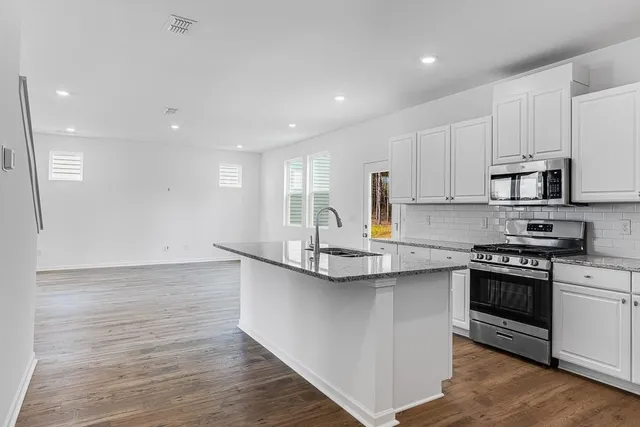 $357,990 | 213 Groveton Court, Euharlee, GA 30145