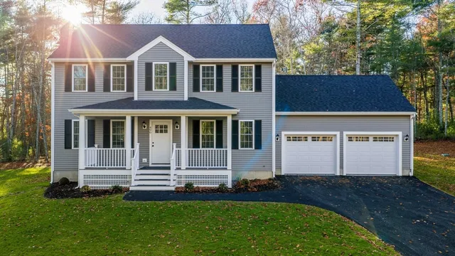 $799,000 | 490 High Street, Rochester, MA 02770