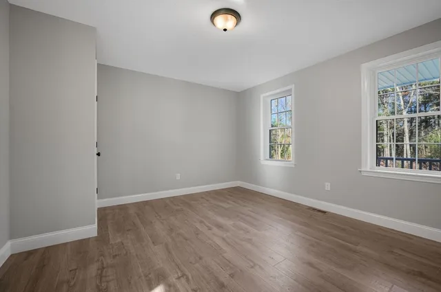 $799,000 | 490 High Street, Rochester, MA 02770