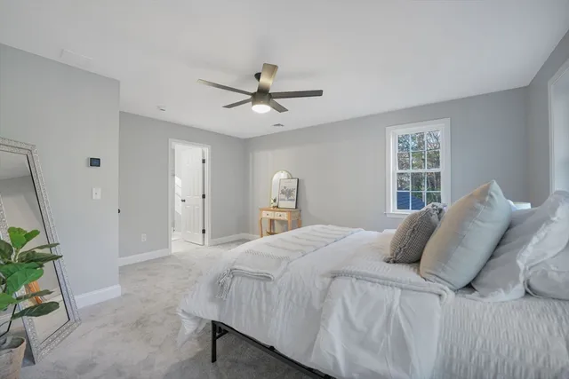 $799,000 | 490 High Street, Rochester, MA 02770