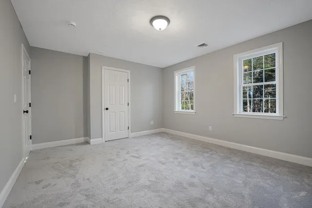 $799,000 | 490 High Street, Rochester, MA 02770