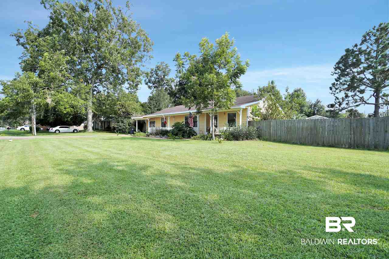 619 West Magnolia Avenue Foley, AL 36535 - Photo 3 of 27