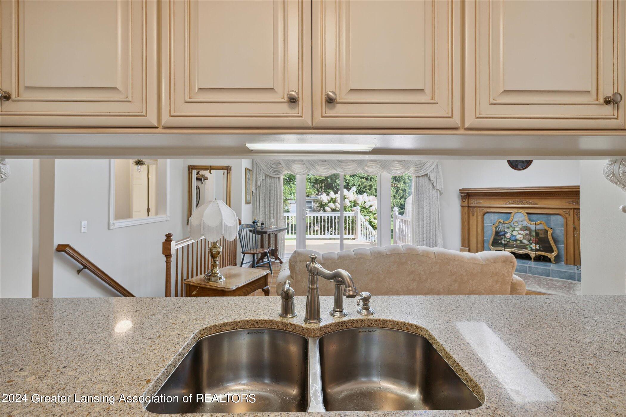 4135 East Clark Road Bath, MI 48808 - Photo 13 of 61 13-4135-Clark-Rd-Bath-Twp-MI-48808-Windo