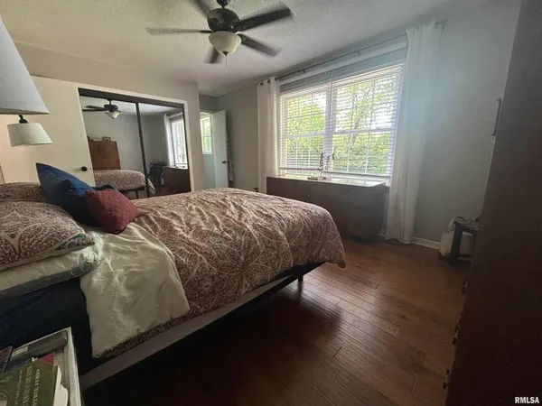 $275,000 | 1 Sarah Avenue, Springfield, IL 62703