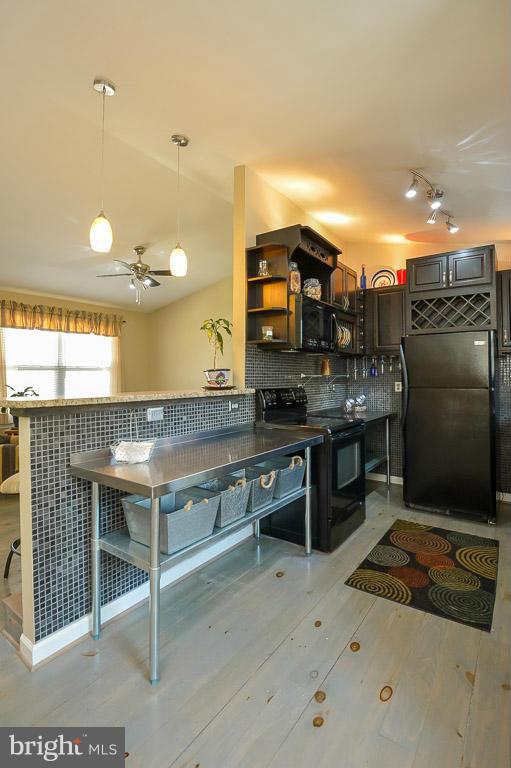 4550 Sixes Road Prince Frederick, MD 20678 - Photo 8 of 30 Kitchen