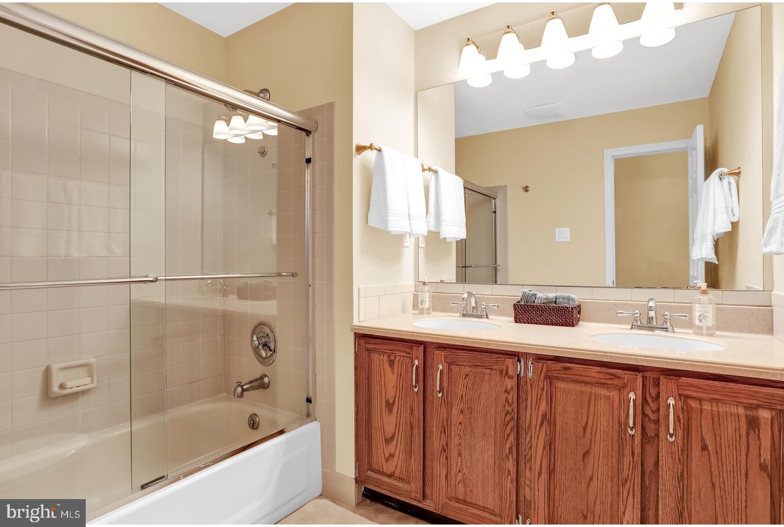 17 Highview Lane Yardley, PA 19067 - Photo 40 of 55 Ful Bath