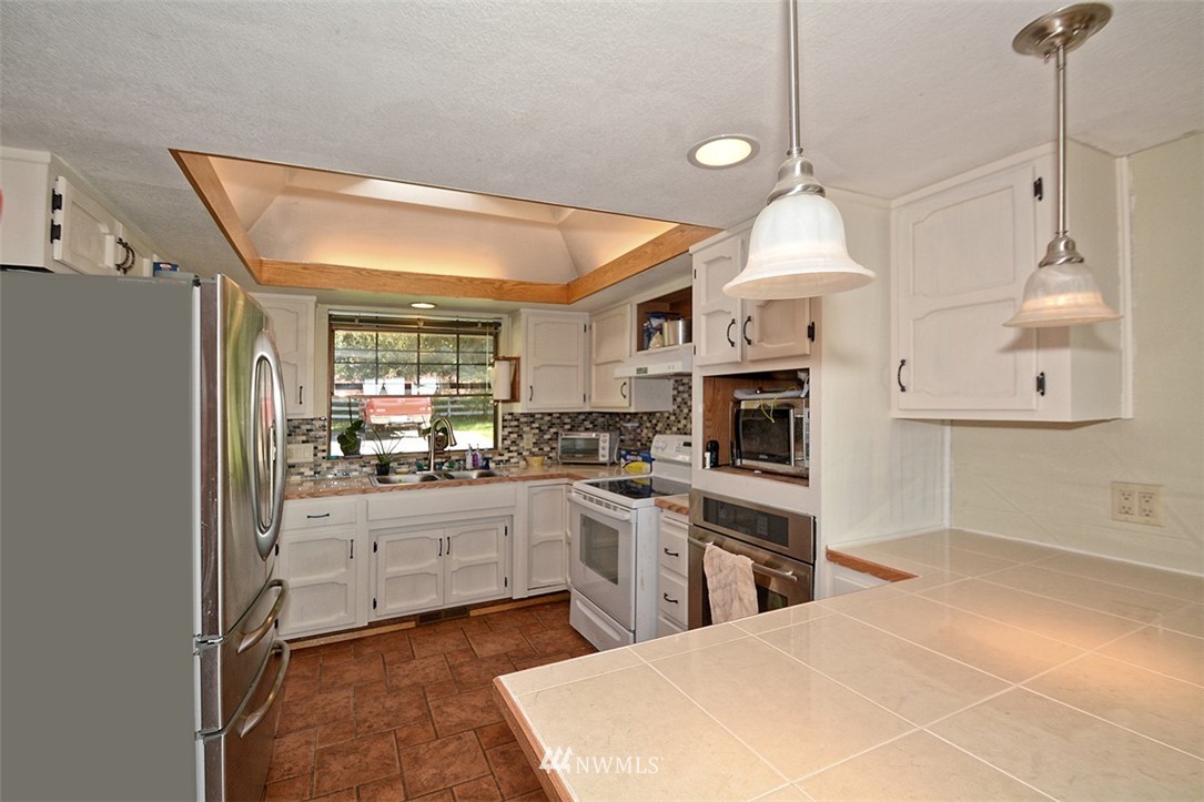 13004 Roosevelt Road Snohomish, WA 98290 - Photo 10 of 21
