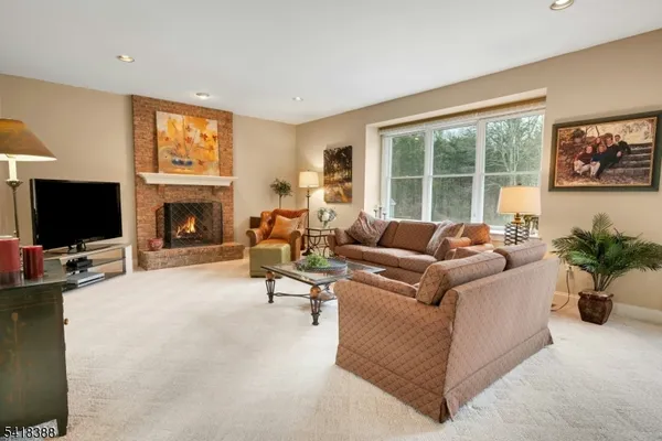 $1,549,000 | 15 Spring Lake Drive, Far Hills, NJ 07931