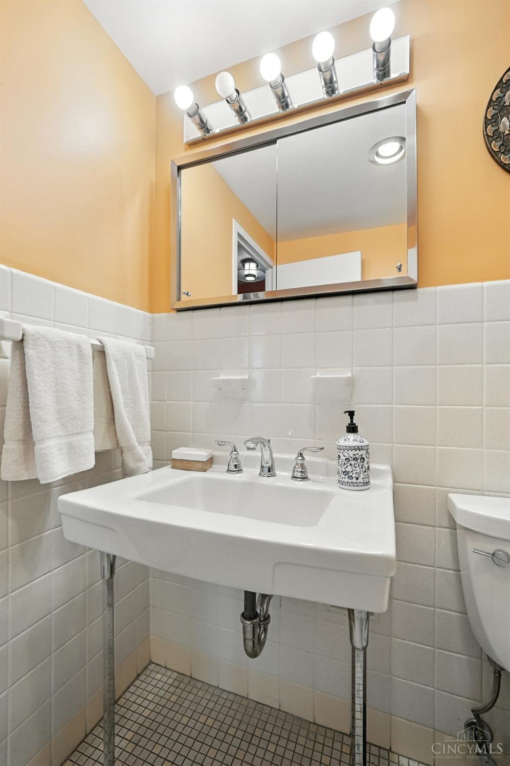 2324 Madison Road, Unit 1709 Cincinnati, OH 45208 - Photo 61 of 93 Gallery Image 61