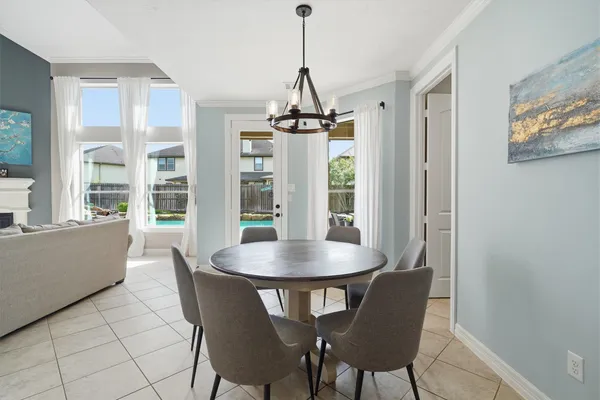 $599,900 | 4627 La Escalona Drive, League City, TX 77573