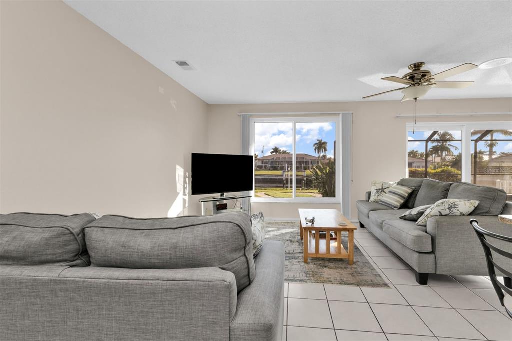 944 Genoa Court Punta Gorda, FL 33950 - Photo 11 of 35