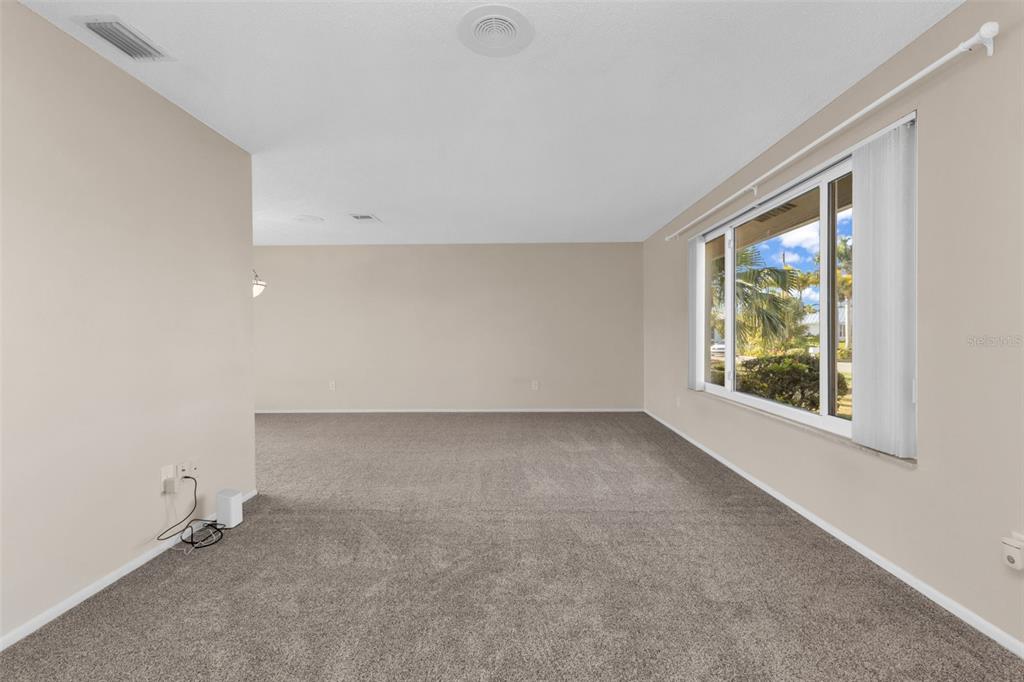 944 Genoa Court Punta Gorda, FL 33950 - Photo 5 of 35