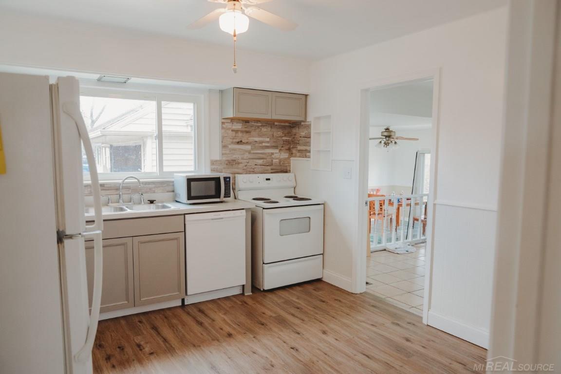 2363 East Maple Road Troy, MI 48083 - Photo 13 of 31
