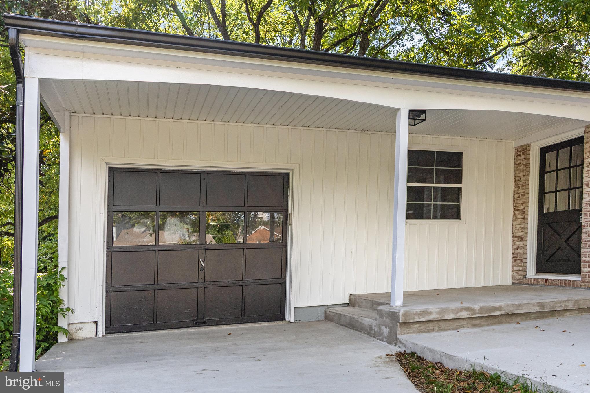 606 Southgate Road Aberdeen, MD 21001 - Photo 3 of 31 1 car garage