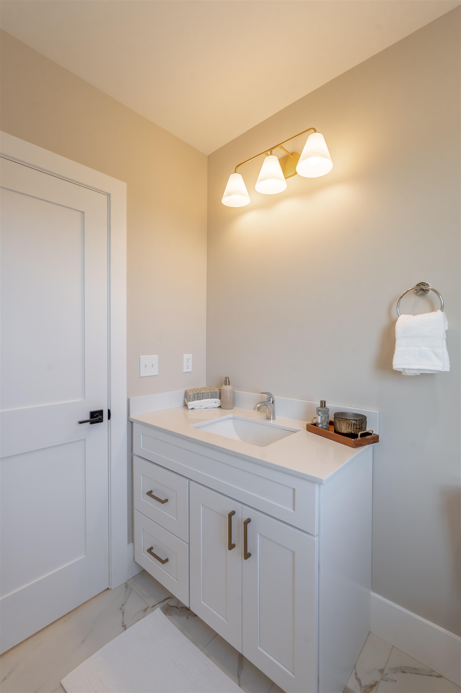 815 Lafayette Road, Unit 101 Portsmouth, NH 03801 - Photo 20 of 27