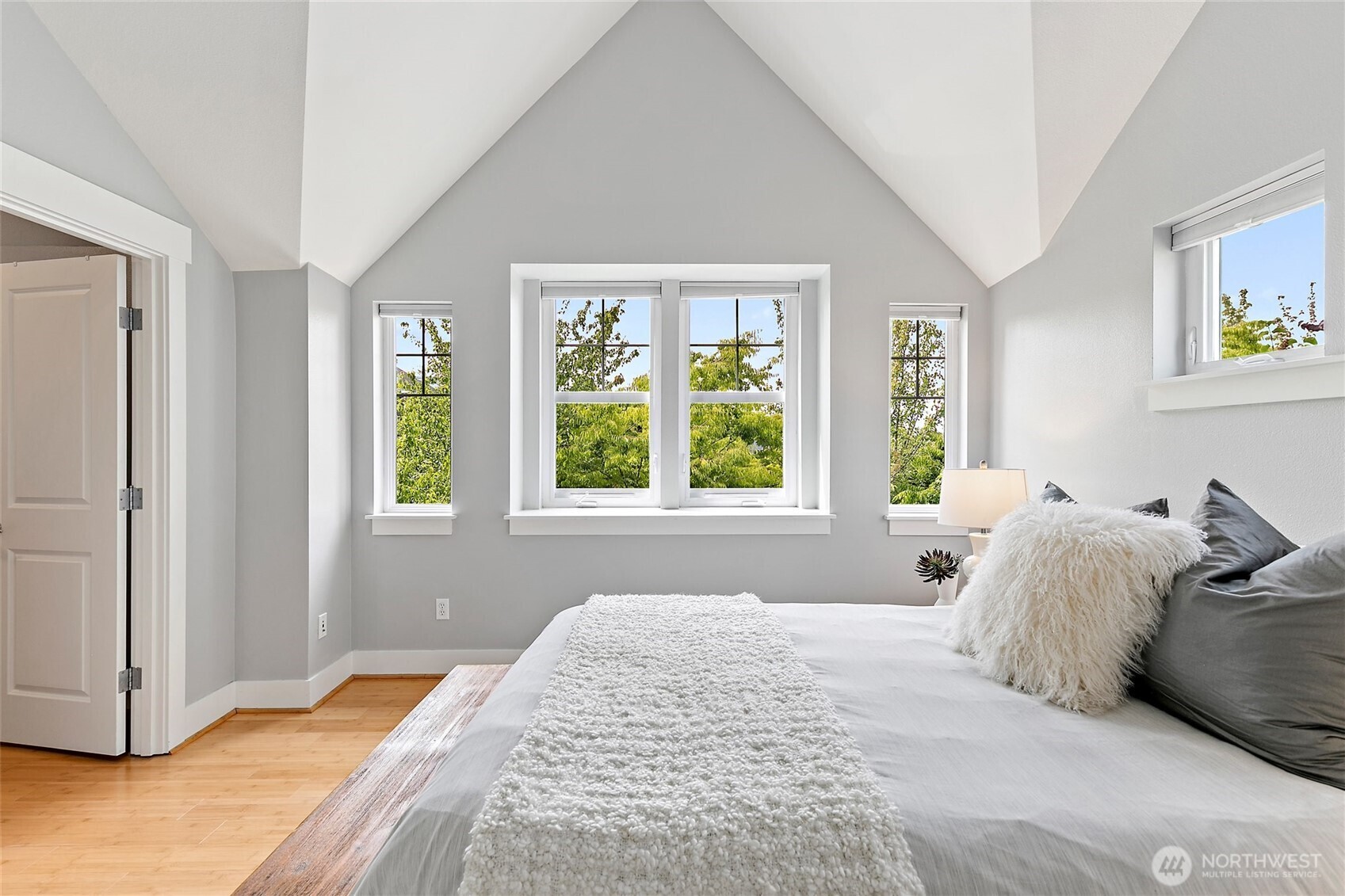 3253 Southwest Raymond Street Seattle, WA 98126 - Photo 18 of 35 Gallery Image 18