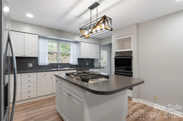 $535,000 | 177 Country Road, Brevard, NC 28712