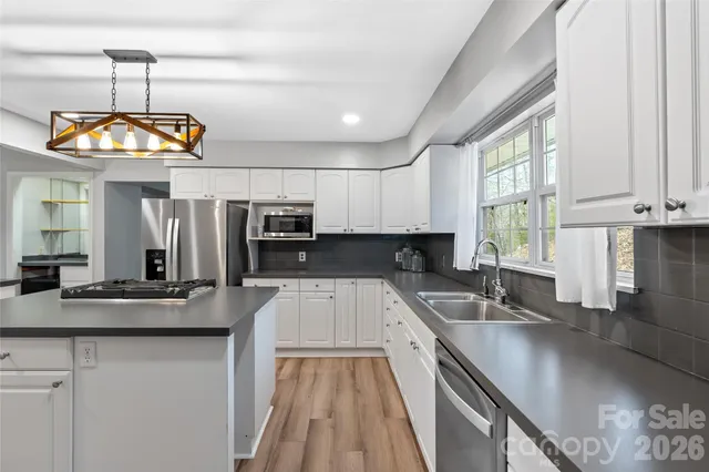 $535,000 | 177 Country Road, Brevard, NC 28712