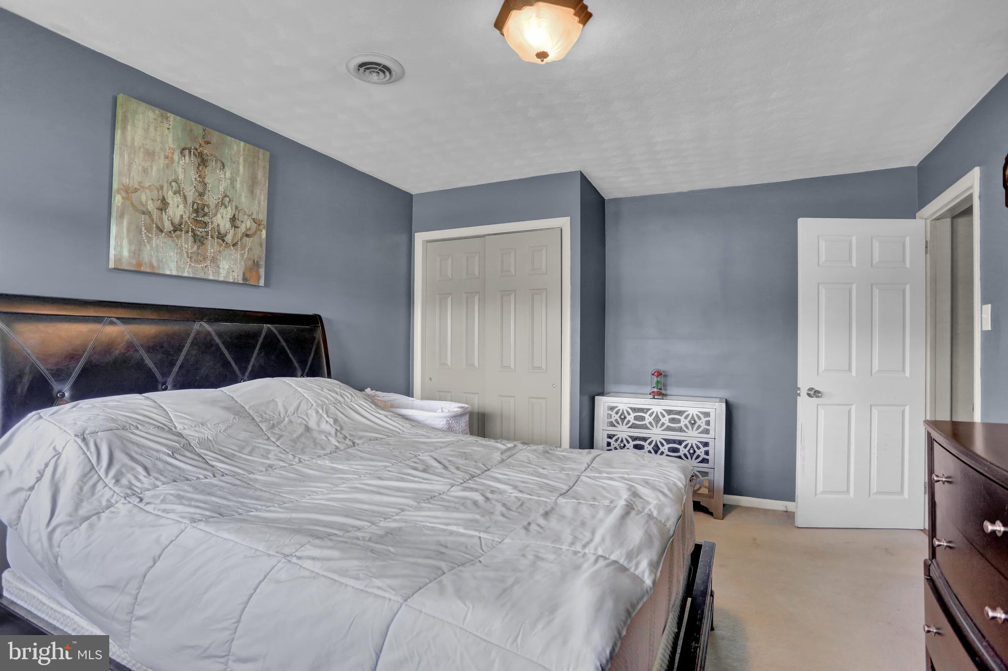 1118 Hanover Road York, PA 17408 - Photo 12 of 31
