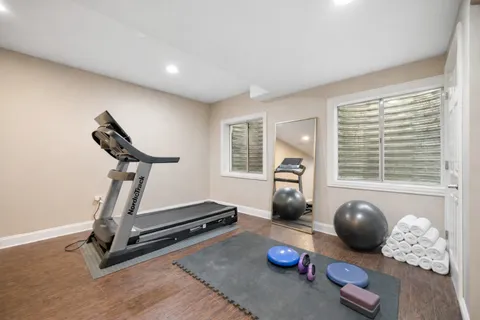 $1,399,000 | 1662 Constitution Drive, Glenview, IL 60026