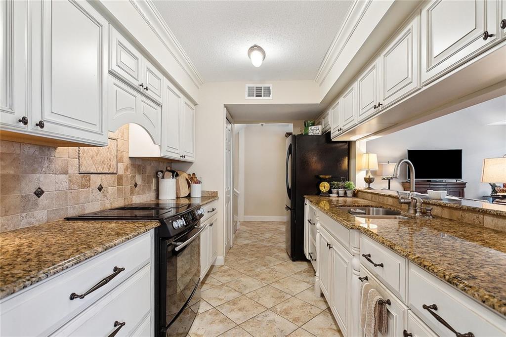 28 26 Chamale Cove, Unit 26 Slidell, LA 70460 - Photo 7 of 20