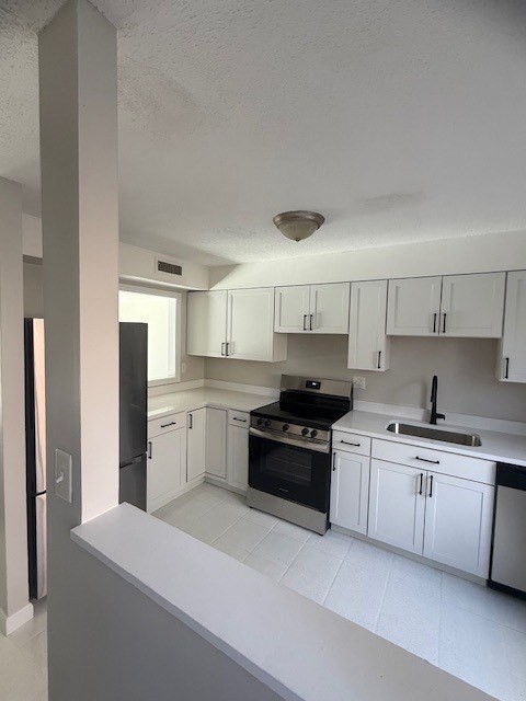 16 Beal's Cove Road, Unit C Hingham, MA 02043 - Photo 1 of 13