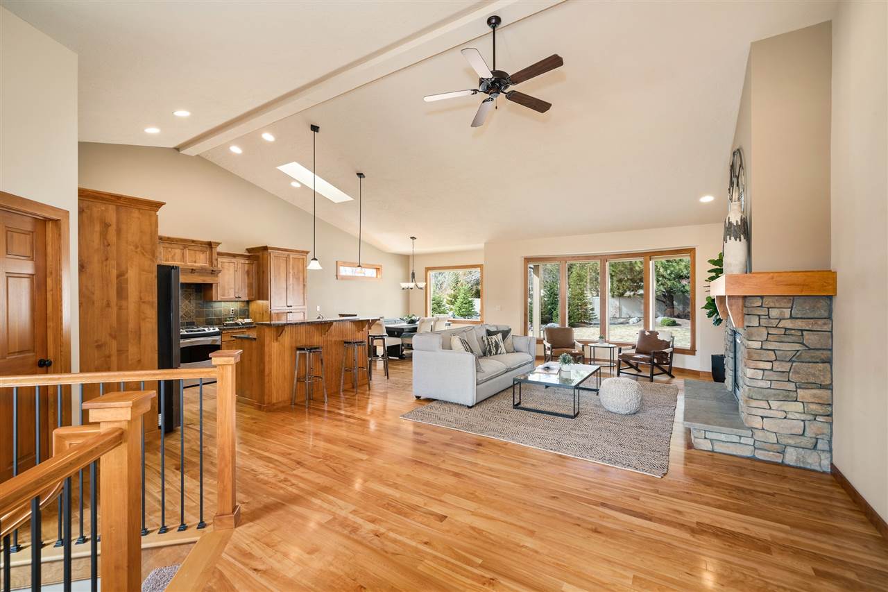 1712 South Steen Road Spokane Valley, WA 99037 - Photo 2 of 20 Gallery Image 2