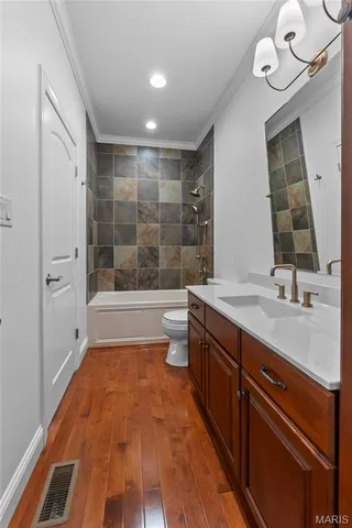 $579,900 | 1580 Helmsdale Drive, Cape Girardeau, MO 63701