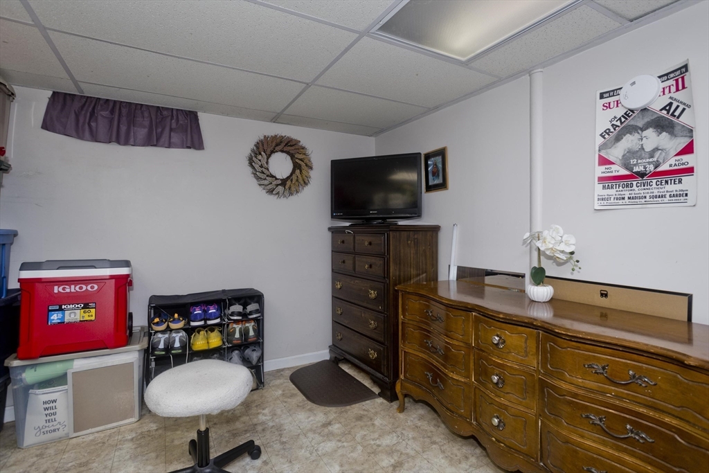 679 Parker Street Springfield, MA 01129 - Photo 39 of 41