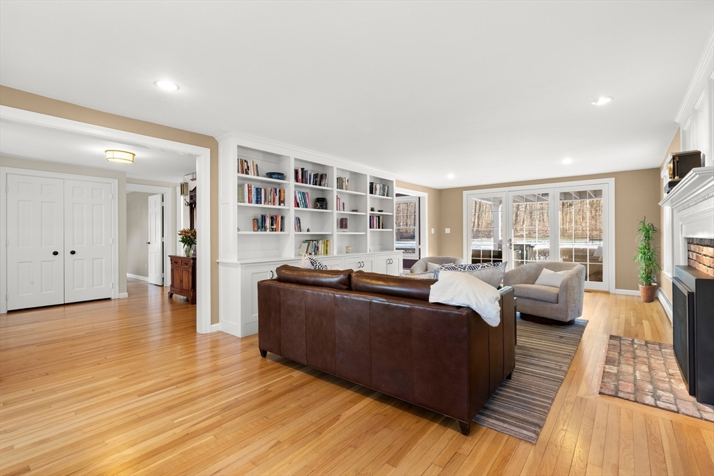 32 Alderbrook Drive Topsfield, MA 01983 - Photo 16 of 40 a living room with furniture and wooden floor