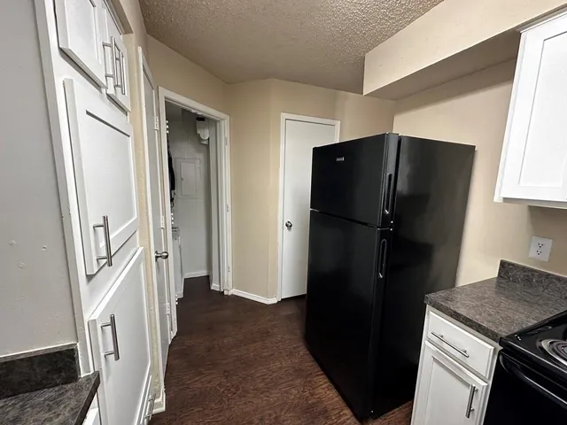 $895 | 9696 Walnut Street, Unit 105, Dallas, TX 75243