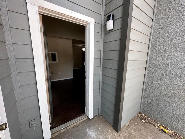 $895 | 9696 Walnut Street, Unit 105, Dallas, TX 75243