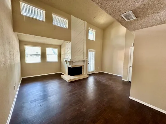 $895 | 9696 Walnut Street, Unit 105, Dallas, TX 75243