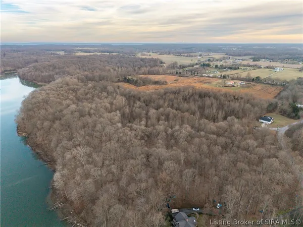 $199,000 | Pine Shore Drive, Elizabeth, IN 47117