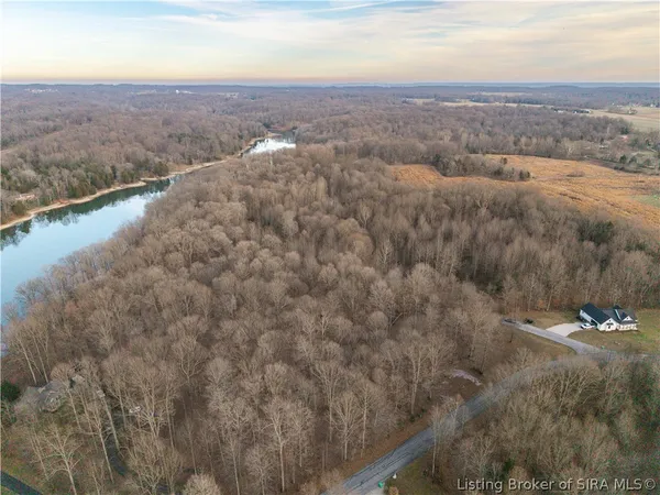$199,000 | Pine Shore Drive, Elizabeth, IN 47117